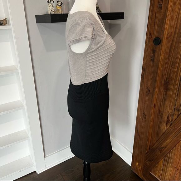 Elogy Dress - Picture 5 of 7